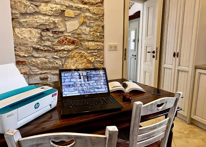 Petra Heritage And Hospitality Apérathos